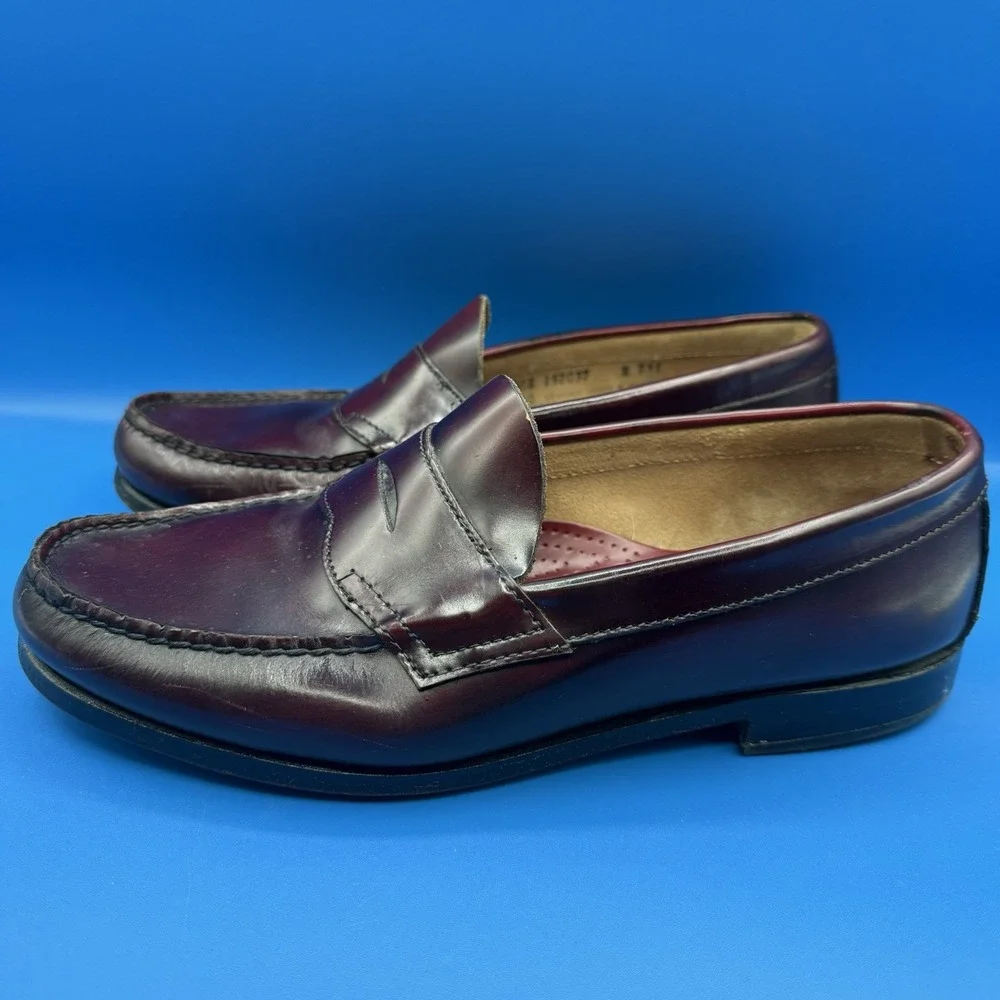 G.H. Bass & Co. Weejuns Burgundy Leather Penny Loafers Men's Size 9.5 EE